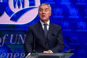 Đukanović: Želimo da vjerujemo da su slike devedesetih ostale iza nas Đukanović: Želimo da vjerujemo da su slike devedesetih ostale iza nas