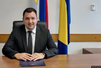 BiH: Uhapšen ministar za ljudska prava, službenim karticama plaćao rafting na Tari i puteve u Beograd i Budvu BiH: Uhapšen ministar za ljudska prava, službenim karticama plaćao rafting na Tari i puteve u Beograd i Budvu