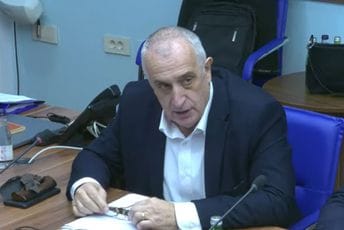 NSD: Izmišljotina je da smo uslovljavali DNP i Bulatovića, mi prema njemu imamo veliko poštovanje NSD: Izmišljotina je da smo uslovljavali DNP i Bulatovića, mi prema njemu imamo veliko poštovanje