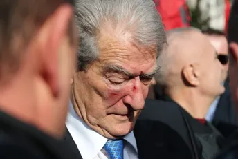 Beriša: Pustite jadnika, pravi izvođač ovog napada je Edi Rama Beriša: Pustite jadnika, pravi izvođač ovog napada je Edi Rama