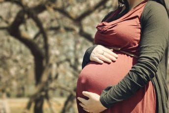 Parovi iz Crne Gore po surogat majku idu i u Iran Parovi iz Crne Gore po surogat majku idu i u Iran