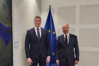 Adžić-Bilčik: Crna Gora da bude prva naredna članica EU Adžić-Bilčik: Crna Gora da bude prva naredna članica EU