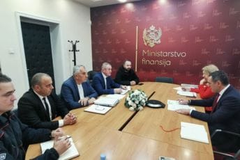 Nastavljeni razgovori sa predstavnicima Sindikata Uprave policije i Ministarstva unutrašnjih poslova Nastavljeni razgovori sa predstavnicima Sindikata Uprave policije i Ministarstva unutrašnjih poslova