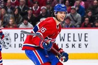 Hokejaš crnogorskog porijekla sve zapaženiji u NHL-u, sinoć je postigao i prvi gol Hokejaš crnogorskog porijekla sve zapaženiji u NHL-u, sinoć je postigao i prvi gol