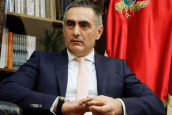 Damjanović: Bilo je ogromnih rashoda, u novu godinu ušli sa najmanje neizmirenih dugova Damjanović: Bilo je ogromnih rashoda, u novu godinu ušli sa najmanje neizmirenih dugova