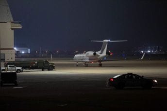 Britni Grajner stigla u SAD poslije razmjene zatvorenika s Rusijom Britni Grajner stigla u SAD poslije razmjene zatvorenika s Rusijom