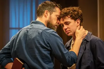 Festival filmova o ljudskim pravima "Ubrzaj" otvara "Sin" Florijana Zelera Festival filmova o ljudskim pravima "Ubrzaj" otvara "Sin" Florijana Zelera