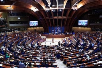 Koizvjestioci PSSE: Ključni trenutak novije političke istorije u CG, prevazići podjele i izabrati sudije Ustavnog suda Koizvjestioci PSSE: Ključni trenutak novije političke istorije u CG, prevazići podjele i izabrati sudije Ustavnog suda