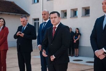 Šefica kabineta ministra Vojinovića predsjednica UO Policijske akademije Šefica kabineta ministra Vojinovića predsjednica UO Policijske akademije