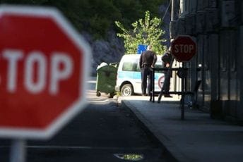 Svećlja: Bivši policajac Dejan Pantić uhapšen zbog "terorističkog napada" Svećlja: Bivši policajac Dejan Pantić uhapšen zbog "terorističkog napada"