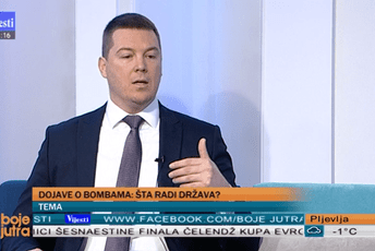 Adžić: Od 10 lažnih dojava pet riješeno, iz Češke dva puta stigao mejl iste sadržine Adžić: Od 10 lažnih dojava pet riješeno, iz Češke dva puta stigao mejl iste sadržine