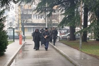 Nastavljeno suđenje Joanikiju i nikšićkim sveštenicima Nastavljeno suđenje Joanikiju i nikšićkim sveštenicima