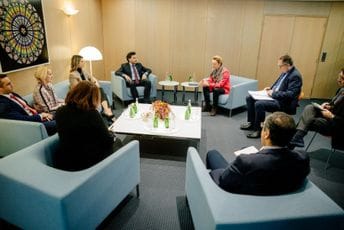 Abazović: Crna Gora ostaje čvrsto privržena vrijednostima Savjeta Evrope Abazović: Crna Gora ostaje čvrsto privržena vrijednostima Savjeta Evrope