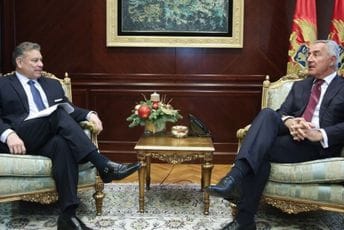 Đukanović i Eskobar zabrinuti zbog usvajanja Zakona o predsjedniku Đukanović i Eskobar zabrinuti zbog usvajanja Zakona o predsjedniku