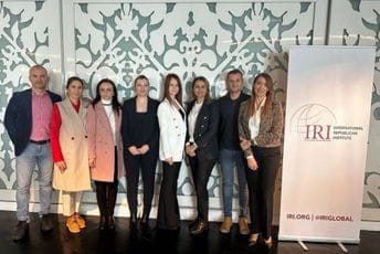 AŽ DPS: Osnaživanje žena preduslov za evroatlantsku budućnost Crne Gore AŽ DPS: Osnaživanje žena preduslov za evroatlantsku budućnost Crne Gore