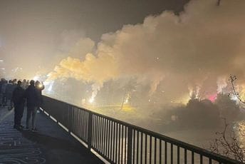 Bakljada u znak sjećanja: Vratite me anđeli još jednom na tribinu da vidim posljednje utakmice kraj Bakljada u znak sjećanja: Vratite me anđeli još jednom na tribinu da vidim posljednje utakmice kraj