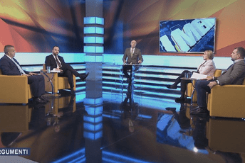 Bošnjak: Razočarani što sudije nijesu izabrane; Nikolić: Većina odbija dijalog Bošnjak: Razočarani što sudije nijesu izabrane; Nikolić: Većina odbija dijalog