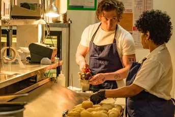 “The Bear” na vrhu: Ovo su najbolje serije u godini na izmaku “The Bear” na vrhu: Ovo su najbolje serije u godini na izmaku