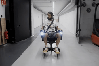 (VIDEO) Volkswagen napravio kancelarijsku stolicu: Ide 20km na sat (VIDEO) Volkswagen napravio kancelarijsku stolicu: Ide 20km na sat