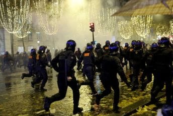 U Francuskoj uhapšeno 227 osoba zbog nereda poslije finala U Francuskoj uhapšeno 227 osoba zbog nereda poslije finala