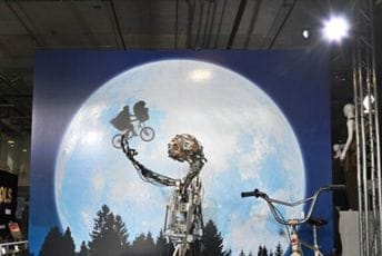 Originalni animatronik iz filma E.T. prodat za 2,6 miliona dolara Originalni animatronik iz filma E.T. prodat za 2,6 miliona dolara