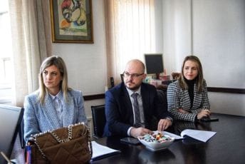 Adrović: Zaposlenima u socijalnoj i dječjoj zaštiti biće uvećane zarade Adrović: Zaposlenima u socijalnoj i dječjoj zaštiti biće uvećane zarade