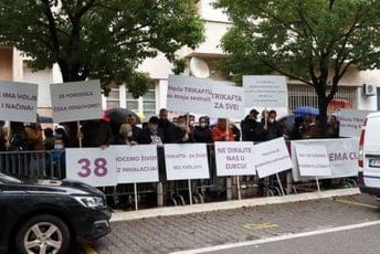 Niko nije miran dok zdravstvene vlasti ne naruče kaftrio Niko nije miran dok zdravstvene vlasti ne naruče kaftrio