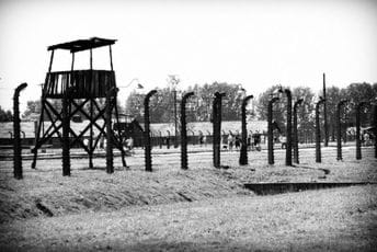 Njemačka ne pristaje ne pregovore o ratnoj odšteti Poljskoj Njemačka ne pristaje ne pregovore o ratnoj odšteti Poljskoj