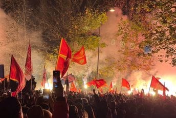 FOTO: Pogledajte još malo atmosfere sa sinoćnjeg protesta IMA NAS