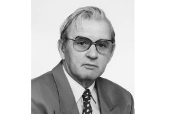 Preminuo akademik CANU Zoran Lakić Preminuo akademik CANU Zoran Lakić