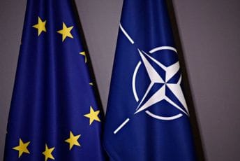 Pozitivan odnos prema NATO-u ima 44 odsto građana, za članstvo u EU 75 odsto Pozitivan odnos prema NATO-u ima 44 odsto građana, za članstvo u EU 75 odsto