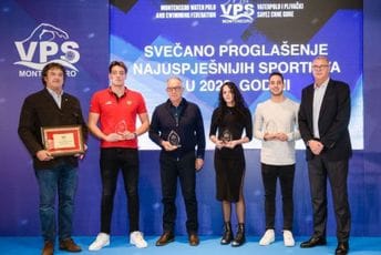 Lazović najbolji crnogorski vaterpolista u ovoj godini Lazović najbolji crnogorski vaterpolista u ovoj godini