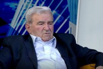 Špadijer: Neodlučnost i dilema prema služenju nacionalnim interesima nisu dobri Špadijer: Neodlučnost i dilema prema služenju nacionalnim interesima nisu dobri