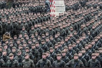 Hoće da stvore najmoćniju vojsku u Evropi: Poljaci budžet za armiju uvećali četiri puta u odnosu na 2015. godinu Hoće da stvore najmoćniju vojsku u Evropi: Poljaci budžet za armiju uvećali četiri puta u odnosu na 2015. godinu