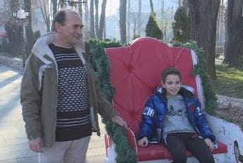 „Nijesam ni razmišljao“: Bjelopoljac donirao bubreg unuku „Nijesam ni razmišljao“: Bjelopoljac donirao bubreg unuku