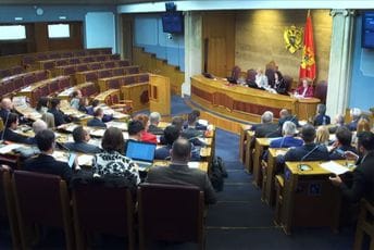 Đuričković: Nema napretka, potrebno povećati kvote za žene Ilustracija