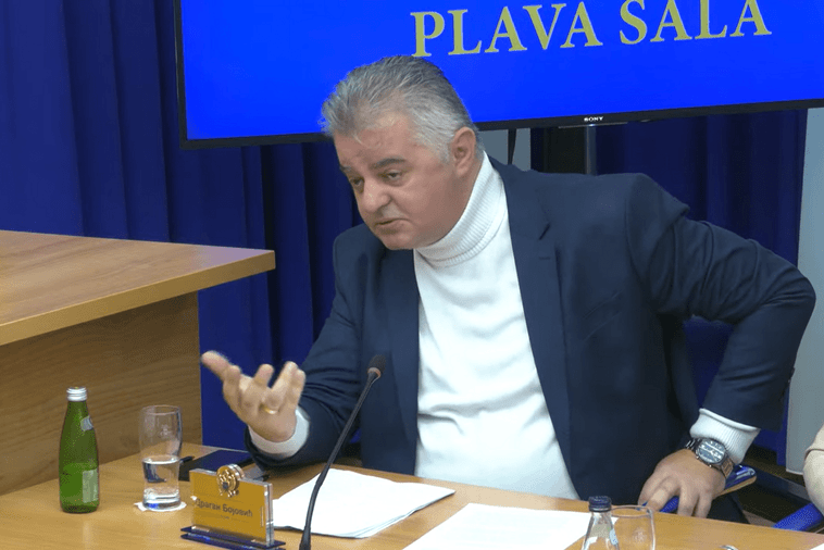 Bojović napustio DNP: Nije saglasan sa posljednjim stranačkim odlukama Bojović napustio DNP: Nije saglasan sa posljednjim stranačkim odlukama