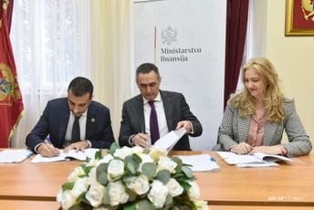 Kredit od 11 miliona eura za nabavku mehanizacije za održavanje pruga i nove opreme za pomoćni voz Kredit od 11 miliona eura za nabavku mehanizacije za održavanje pruga i nove opreme za pomoćni voz