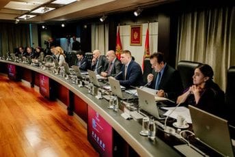 Prepali se da će Bato Carević tužiti državu Prepali se da će Bato Carević tužiti državu