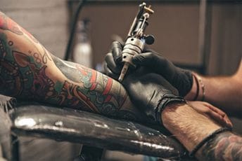 Ovo su zemlje u kojima zbog pogrešnih tetovaža možete imati probleme Ilustracija