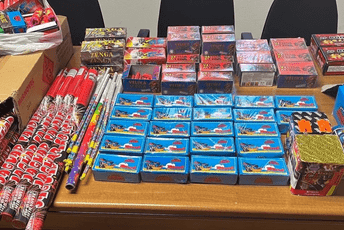 U Baru oduzeto 7.279 komada petardi i 54 vatrometa U Baru oduzeto 7.279 komada petardi i 54 vatrometa