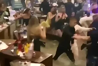 „Nezaboravna žurka koja će se prepričavati“: Cijena dočeka Nove godine na splavu koji je potonuo bila od 25 do 2.900 eura „Nezaboravna žurka koja će se prepričavati“: Cijena dočeka Nove godine na splavu koji je potonuo bila od 25 do 2.900 eura