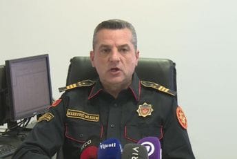 Marković: Novogodišnja noć mirna, u državu pred praznike ušlo 77.000 osoba Marković: Novogodišnja noć mirna, u državu pred praznike ušlo 77.000 osoba