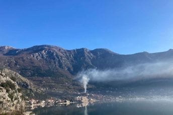 Gorjela kuća u Risnu, pričinjena veća materijalna šteta Gorjela kuća u Risnu, pričinjena veća materijalna šteta