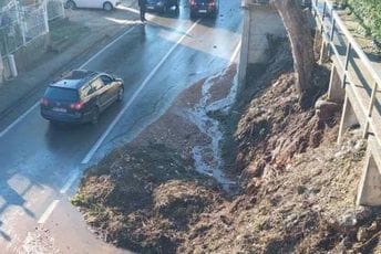 Odron na magistrali u Bijeloj, pukla cijev, biće popravljena večeras ili sjutra Odron na magistrali u Bijeloj, pukla cijev, biće popravljena večeras ili sjutra