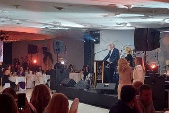 Radulović: Gubimo milione zbog nedostatka avio-linija Radulović: Gubimo milione zbog nedostatka avio-linija