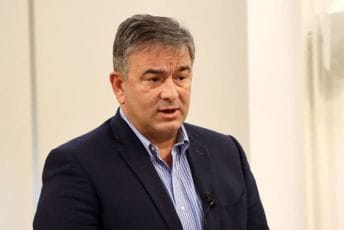 Medojević o Spajiću: Teški politički amater i neznalica