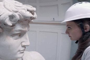 Žena iz Firence tvrdi da ima najbolji posao na svijetu, a to je – čišćenje Žena iz Firence tvrdi da ima najbolji posao na svijetu, a to je – čišćenje