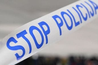 Tragedija u Zagrebu: Sjekirom napao bivšu ženu i dijete, preminula jednogodišnja djevojčica Tragedija u Zagrebu: Sjekirom napao bivšu ženu i dijete, preminula jednogodišnja djevojčica