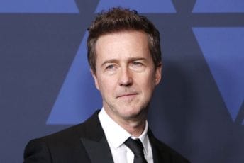 Holivudski glumac otkrio da je potomak slavne Pokahontas Holivudski glumac otkrio da je potomak slavne Pokahontas